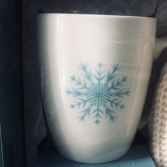 NWT–Relaxing Cozy Gift Set – Rose & Robin - Picture 2 of 7